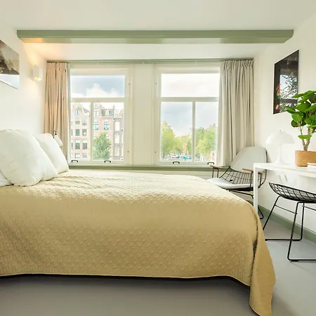 The Red Ox - Super Central Canal View Rooms-3